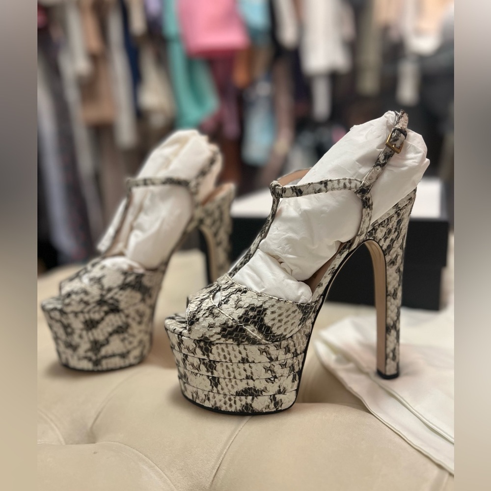 Gucci Rock Python Moluro Radiata Print Sandal Pumps - Picture 2 of 16